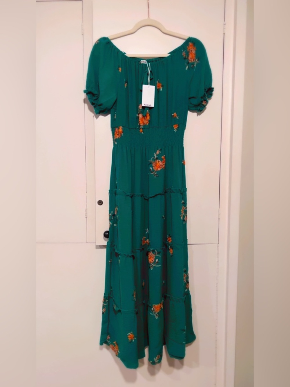 NWT Kindred Anthropologie Green Embroidered Maxi Dress Boho Off Shoulder - Picture 3 of 11